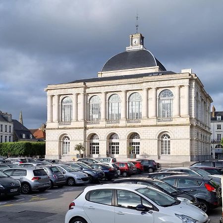 Bel Appart - Rez-De-Chaussee - Hyper Centre Сент-Омер Экстерьер фото